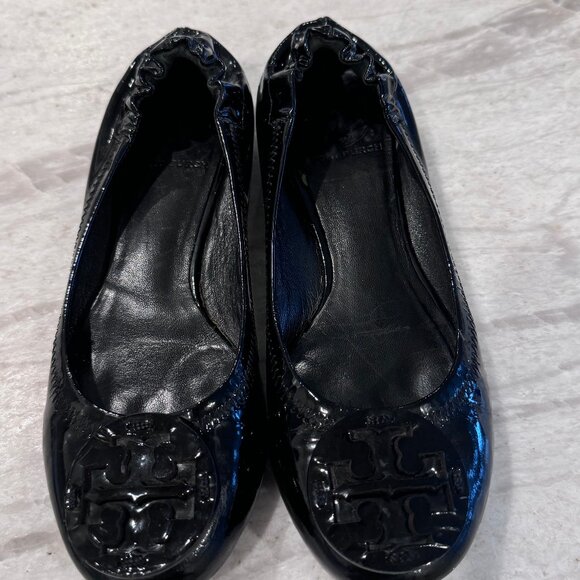 black patent leather Tory Burch flats size 5 - Picture 4 of 4